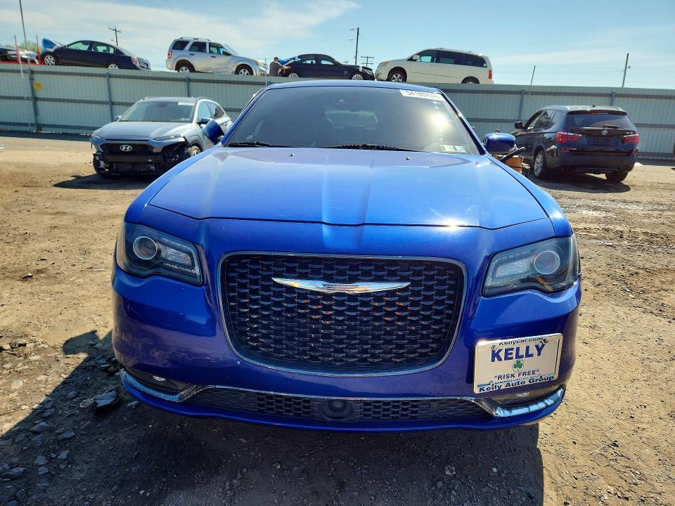 54180486 :رقم المزاد ، 2C3CCAGG6JH296575 vin ، 2018 Chrysler 300 مزاد بيع