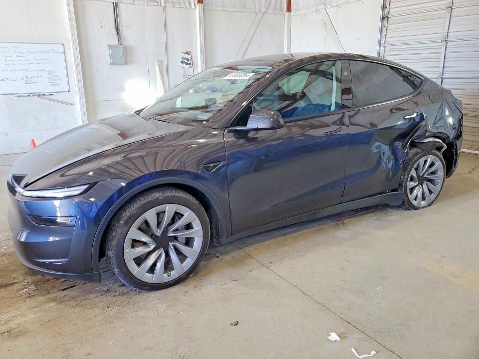 2026 Tesla Model Y მანქანა იყიდება აუქციონზე, vin: 7SAYGDEE4TF433842, აუქციონის ნომერი: 52365006