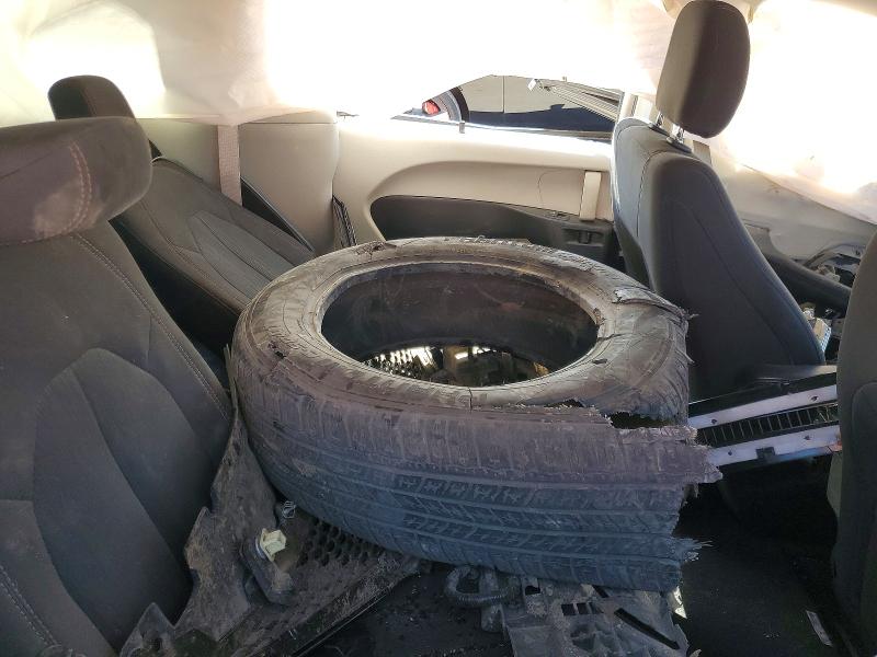 2018 Chrysler Pacifica მანქანა იყიდება აუქციონზე, vin: 2C4RC1FGXJR106178, აუქციონის ნომერი: 55090326