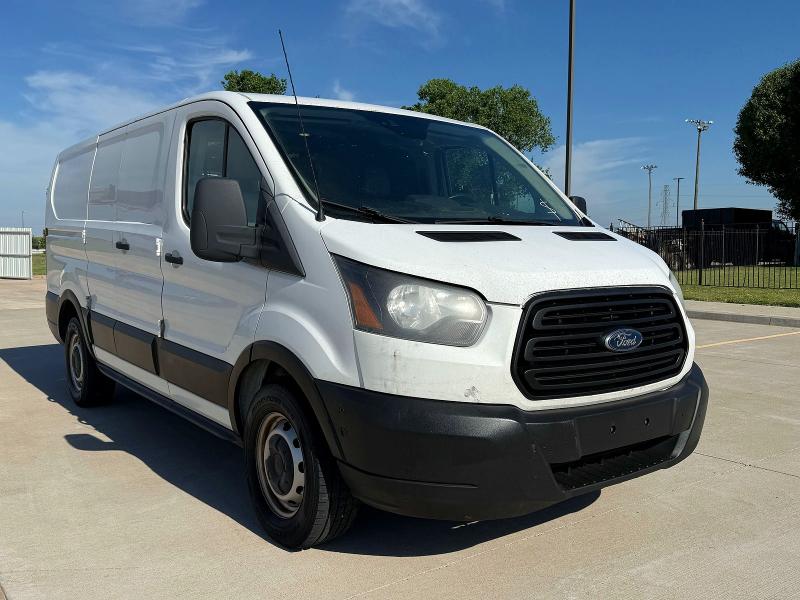 54006596 :رقم المزاد ، 1FTYE1ZMXKKB79722 vin ، 2019 Ford Transit مزاد بيع
