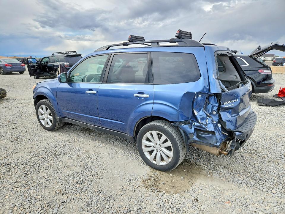 52228336 :رقم المزاد ، JF2SHADC5DH425895 vin ، 2013 Subaru Forester مزاد بيع