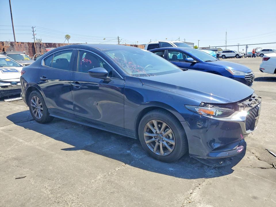 52237646 :رقم المزاد ، JM1BPAAL5M1345141 vin ، 2021 Mazda 3 مزاد بيع