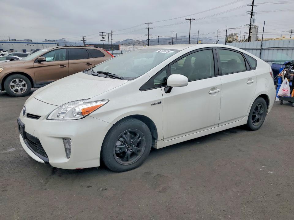 Продаж на аукціоні авто 2015 Toyota Prius, vin: JTDKN3DU6F1993502, номер лоту: 52668356