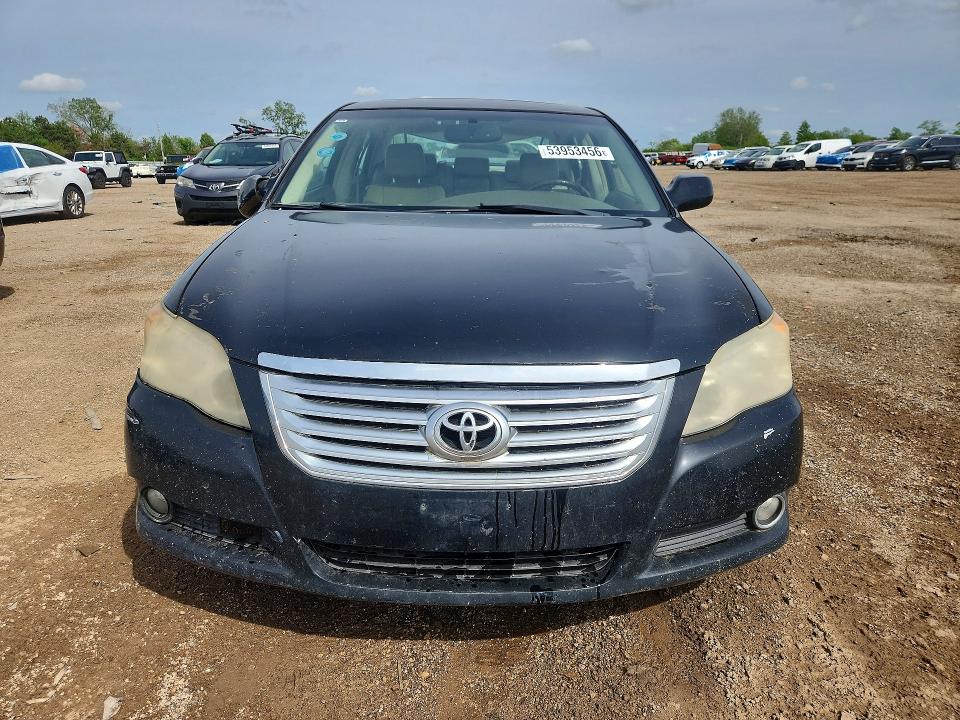 53953456 :رقم المزاد ، 4T1BK36B98U295547 vin ، 2008 Toyota Avalon مزاد بيع