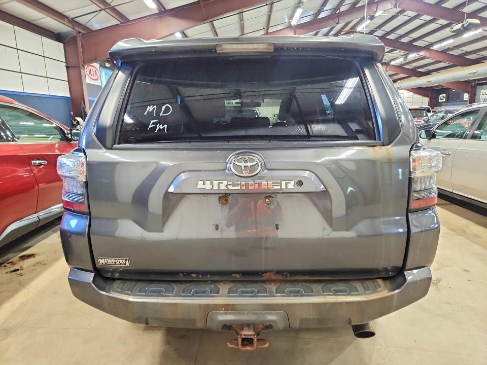Aukcja sprzedaży 2015 Toyota 4runner, vin: JTEBU5JRXF5273736, numer aukcji: 55368836