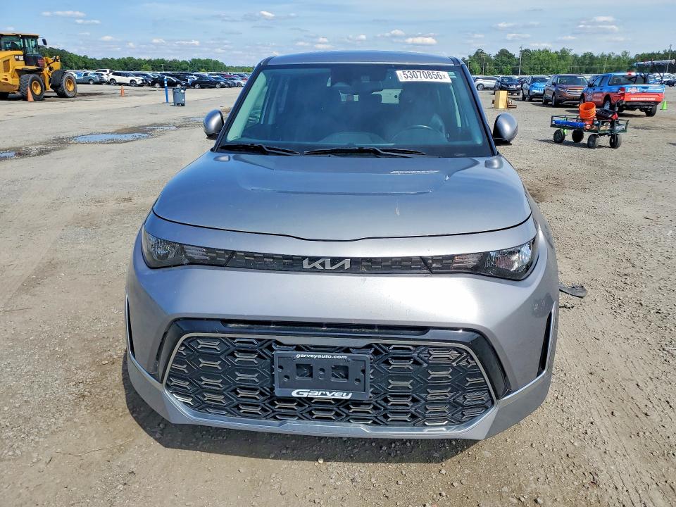 53070856 :رقم المزاد ، KNDJ53AU5P7851348 vin ، 2023 Kia Soul مزاد بيع