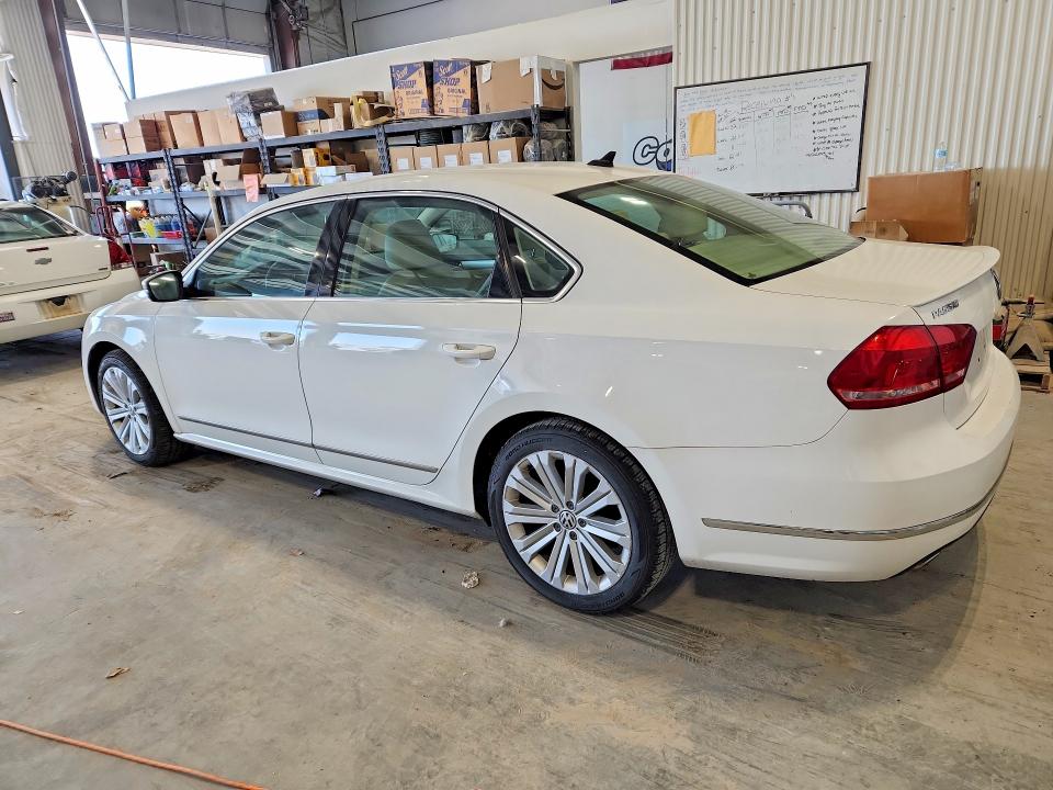 2013 Volkswagen Passat მანქანა იყიდება აუქციონზე, vin: 1VWBN7A37DC049242, აუქციონის ნომერი: 52077936