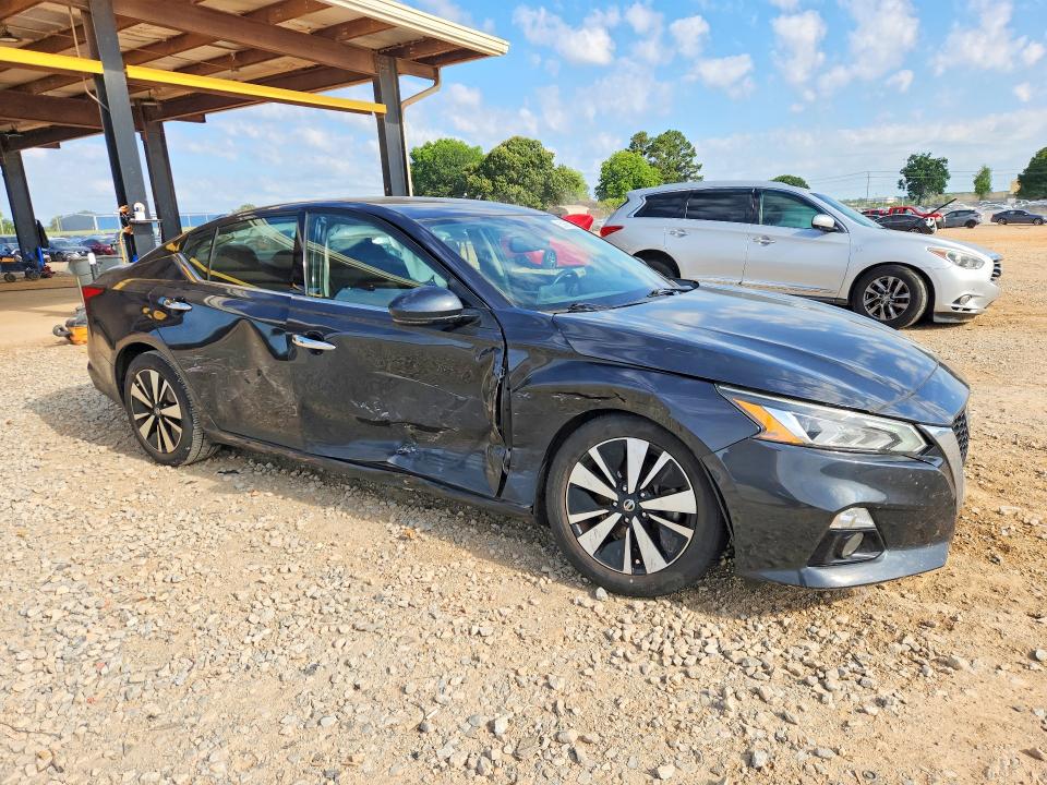 53366796 :رقم المزاد ، 1N4BL4DV3KC126891 vin ، 2019 Nissan Altima مزاد بيع