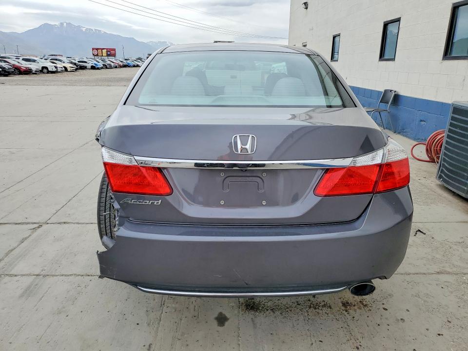 53692956 :رقم المزاد ، 1HGCR2F78FA113928 vin ، 2015 Honda Accord مزاد بيع