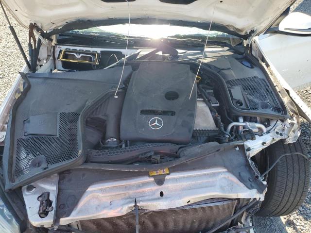 53839176 :رقم المزاد ، 55SWF4KB7HU182984 vin ، 2017 Mercedes-benz C مزاد بيع