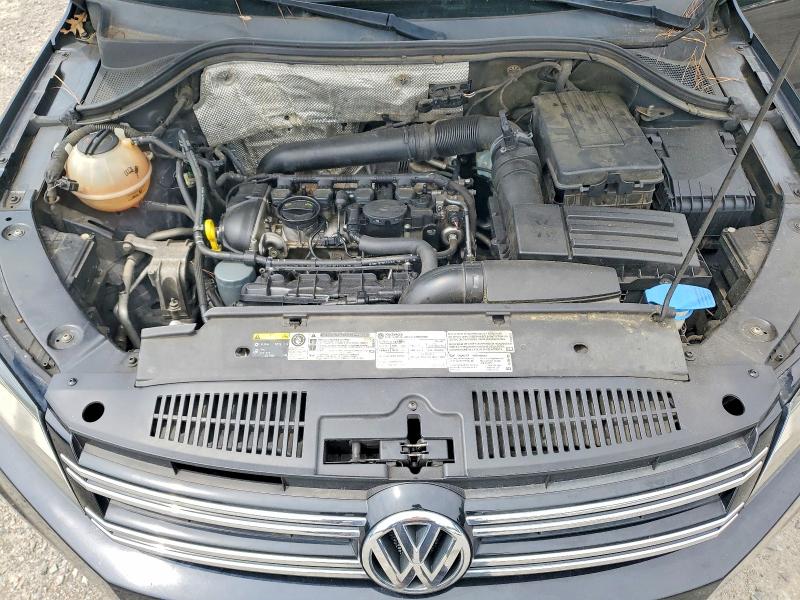 53029536 :رقم المزاد ، WVGBV7AX5GW029821 vin ، 2016 Volkswagen Tiguan مزاد بيع