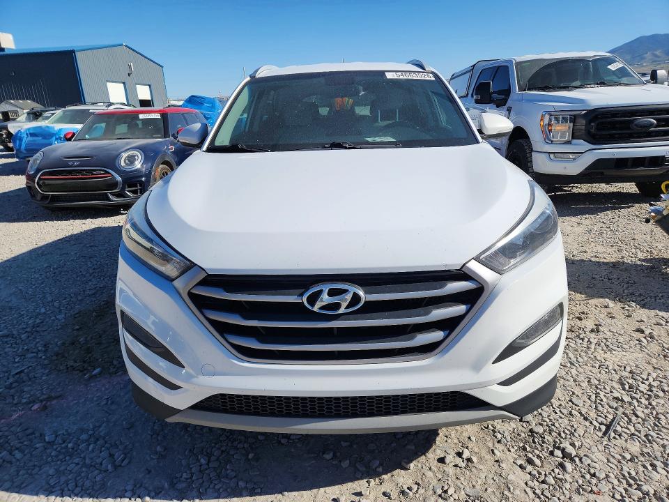 54663526 :رقم المزاد ، KM8J3CA25HU369594 vin ، 2017 Hyundai Tucson مزاد بيع