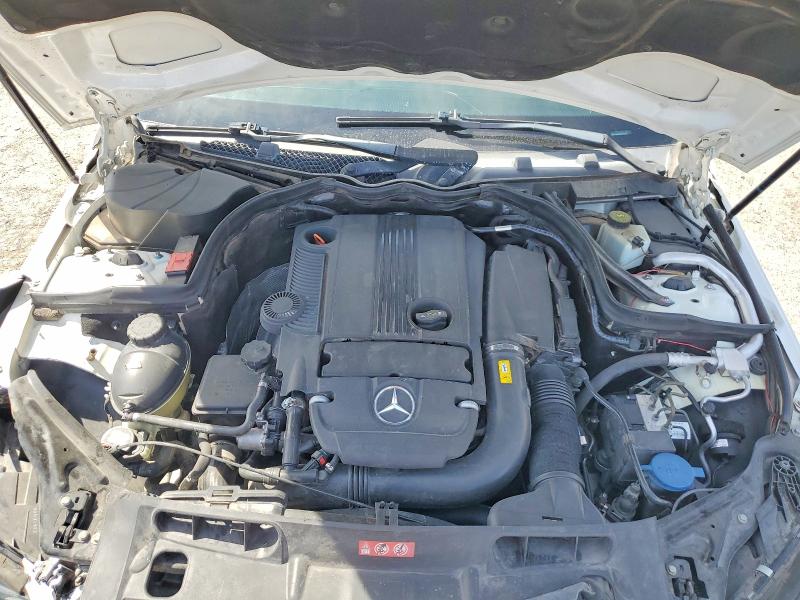 Продажа на аукционе авто 2013 Mercedes-benz C, vin: WDDGF4HB6DA789478, номер лота: 50800326