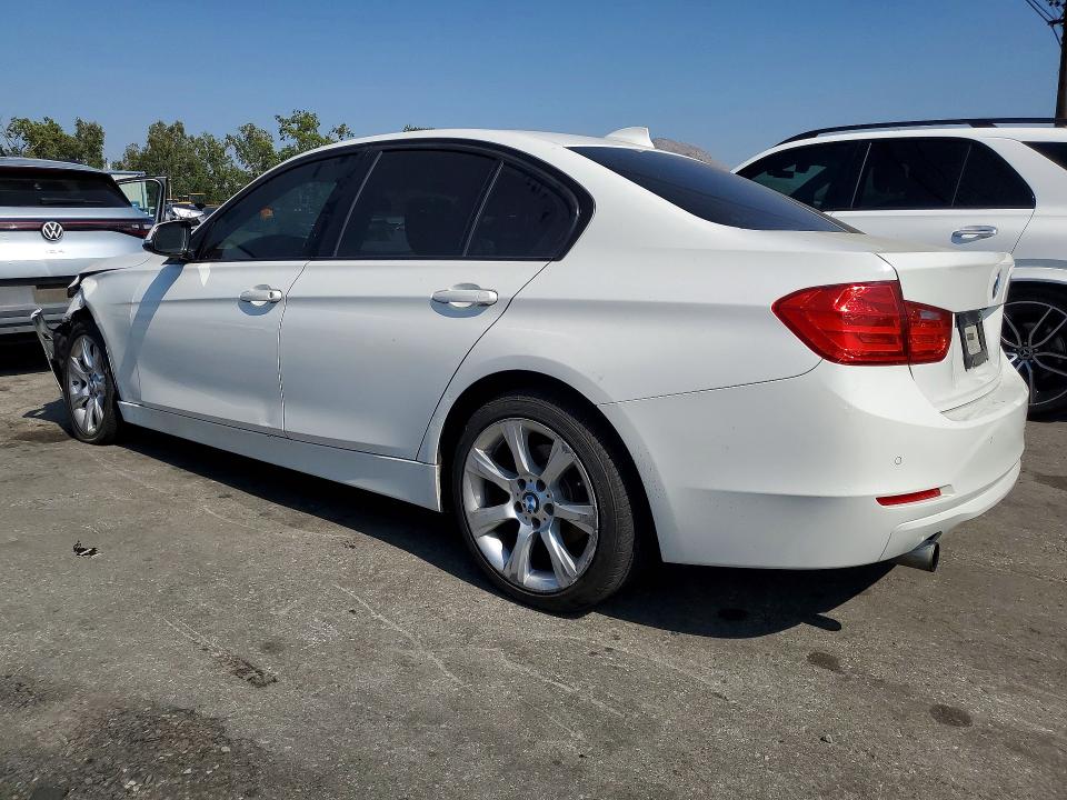Продажа на аукционе авто 2015 Bmw 320, vin: WBA3B1G50FNT06168, номер лота: 53750906