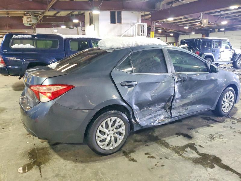 Продаж на аукціоні авто 2017 Toyota Corolla, vin: 5YFBURHE6HP709440, номер лоту: 51796786