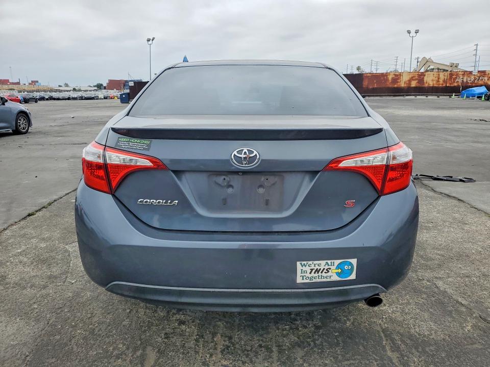 54728286 :رقم المزاد ، 5YFBURHE6FP237110 vin ، 2015 Toyota Corolla مزاد بيع