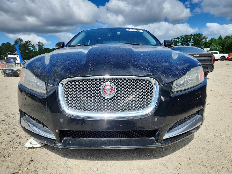 55557566 :رقم المزاد ، SAJWA0FS5FPU50762 vin ، 2015 Jaguar Xf مزاد بيع