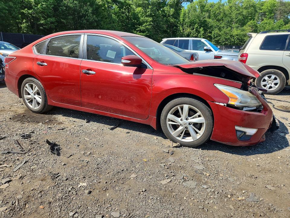 2015 Nissan Altima მანქანა იყიდება აუქციონზე, vin: 1N4AL3APXFN870333, აუქციონის ნომერი: 54199196