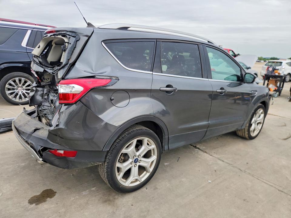 2019 Ford Escape მანქანა იყიდება აუქციონზე, vin: 1FMCU9J90KUB59143, აუქციონის ნომერი: 52150966