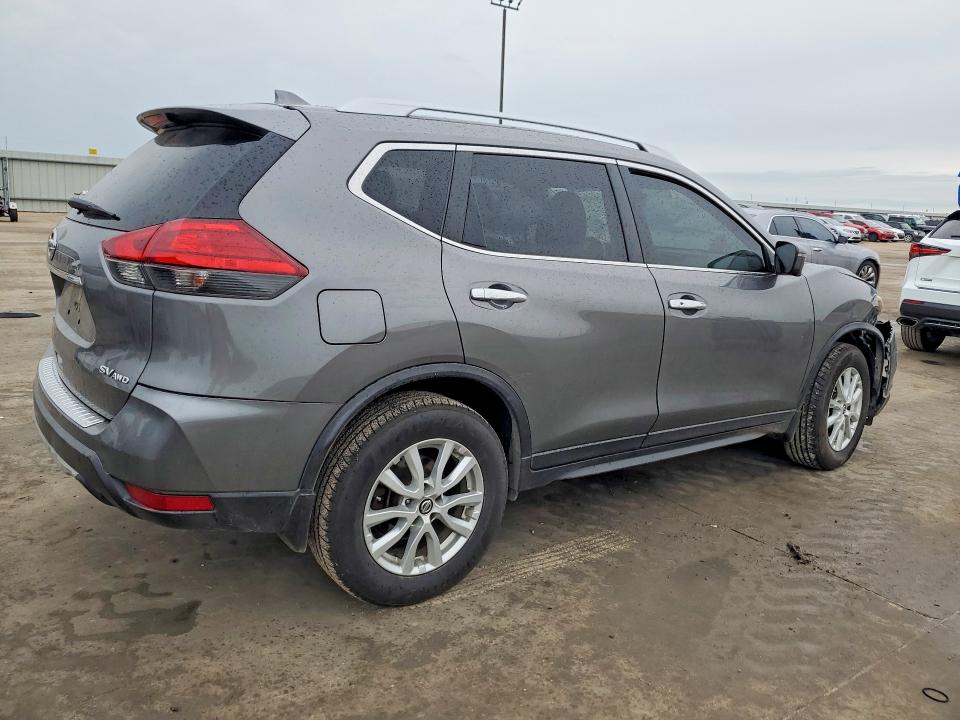 Продаж на аукціоні авто 2017 Nissan Rogue, vin: JN8AT2MVXHW257600, номер лоту: 52176266