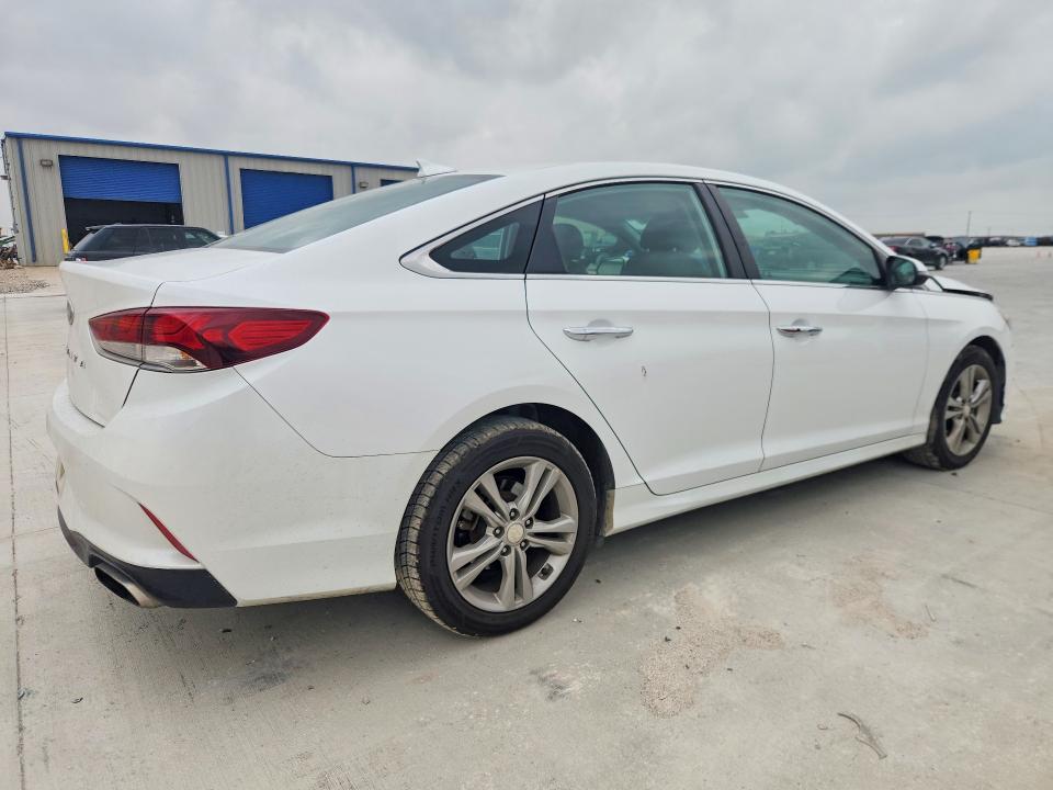 Продажа на аукционе авто 2019 Hyundai Sonata, vin: 5NPE34AF2KH775106, номер лота: 53902056