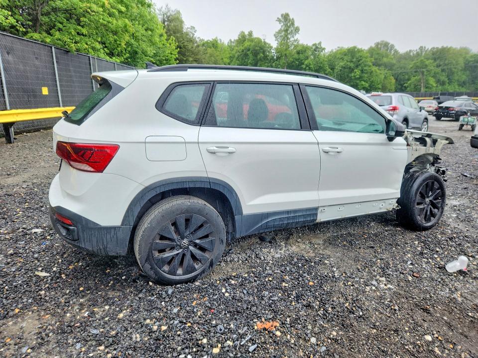 53015636 :رقم المزاد ، 3VVCX7B29NM065709 vin ، 2022 Volkswagen Taos مزاد بيع