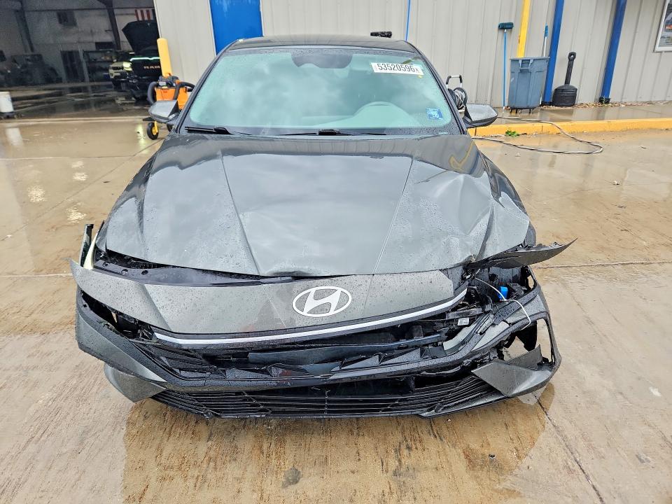2024 Hyundai Elantra მანქანა იყიდება აუქციონზე, vin: KMHLM4DG5RU689941, აუქციონის ნომერი: 53520596