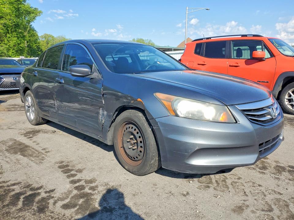 52477966 :رقم المزاد ، 1HGCP2F38CA232433 vin ، 2012 Honda Accord مزاد بيع