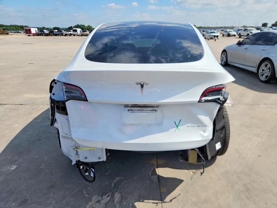 54055886 :رقم المزاد ، 7SAYGDEE7NF420344 vin ، 2022 Tesla Model Y مزاد بيع