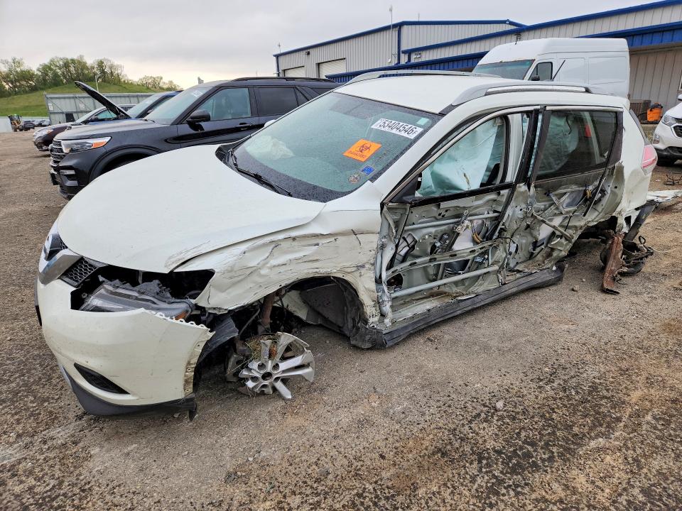 2015 Nissan Rogue მანქანა იყიდება აუქციონზე, vin: 5N1AT2MK5FC805515, აუქციონის ნომერი: 53404546