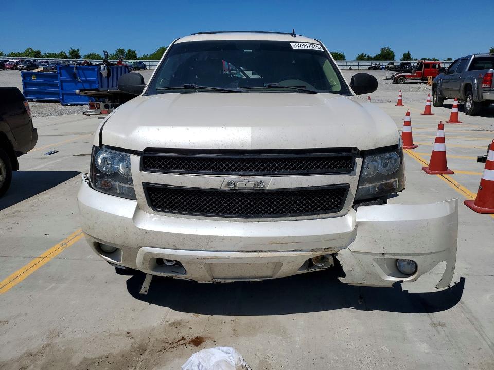 52907976 :رقم المزاد ، 1GNSKCE08CR305847 vin ، 2012 Chevrolet Tahoe مزاد بيع