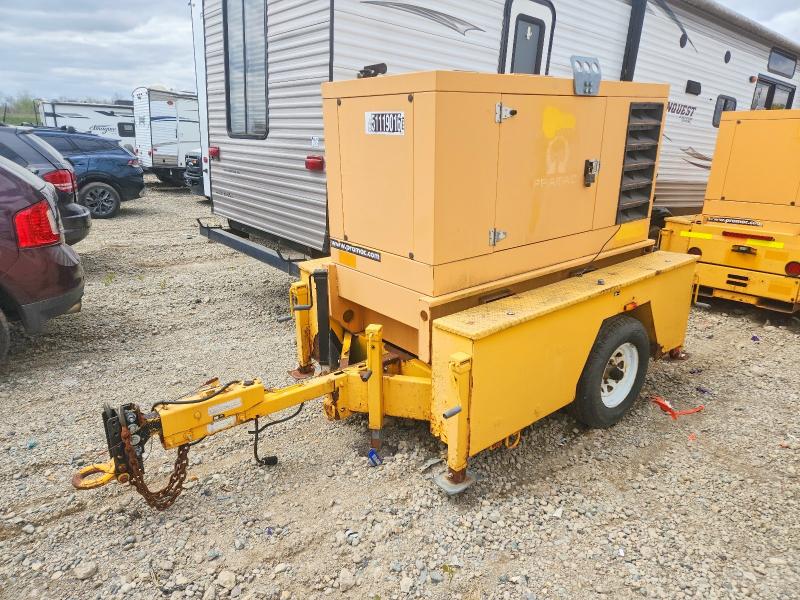 51119016 :رقم المزاد ، 1J9TF12169F402398 vin ، 2010 Urwi Industrial Equipment مزاد بيع