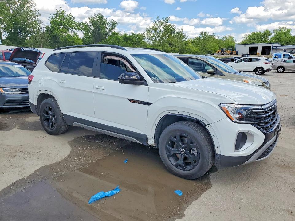 Продажа на аукционе авто 2024 Volkswagen Atlas, vin: 1V2CR2CA5RC577992, номер лота: 52380956