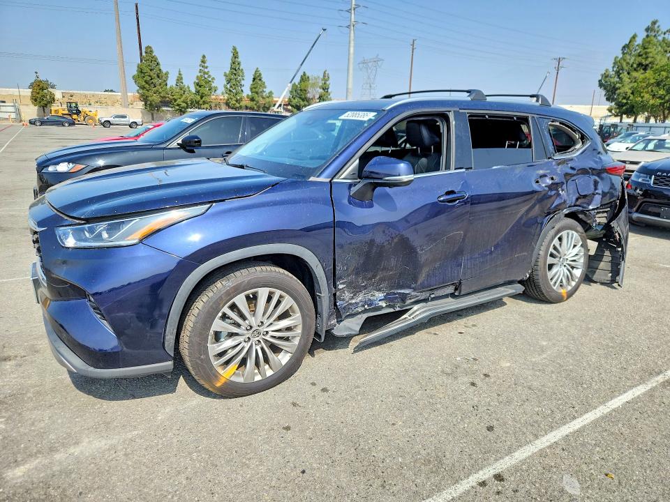 2023 Toyota Highlander მანქანა იყიდება აუქციონზე, vin: 5TDFARAH3PS019990, აუქციონის ნომერი: 52085386