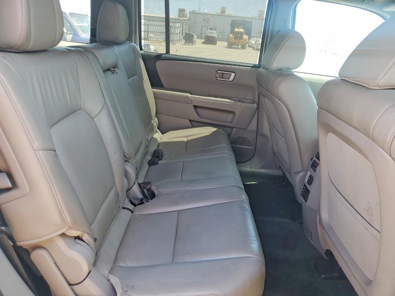 53116896 :رقم المزاد ، 5FNYF4H9XEB052143 vin ، 2014 Honda Pilot مزاد بيع