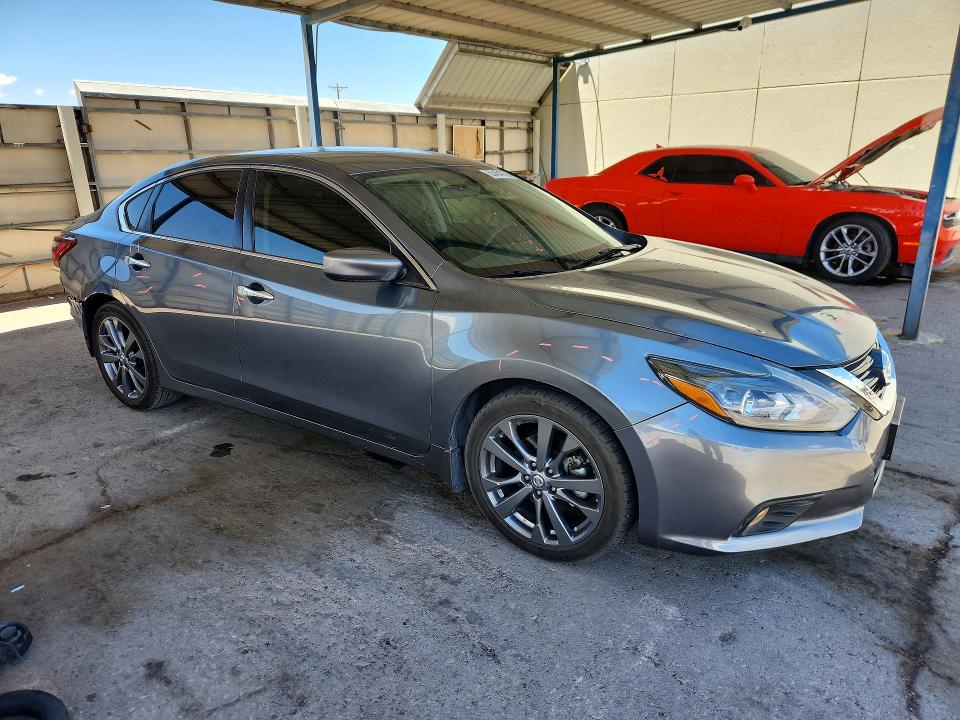 Продажа на аукционе авто 2018 Nissan Altima, vin: 1N4AL3AP3JC147413, номер лота: 55454076