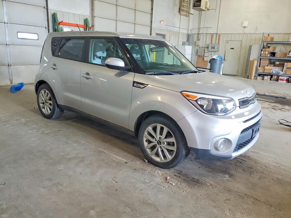 52894876 :رقم المزاد ، KNDJP3A59J7585939 vin ، 2018 Kia Soul مزاد بيع