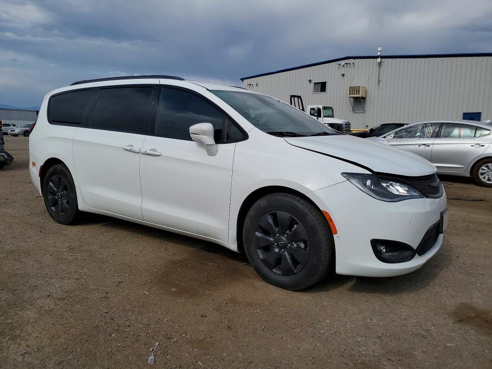 Продажа на аукционе авто 2020 Chrysler Pacifica, vin: 2C4RC1N70LR199488, номер лота: 53218346