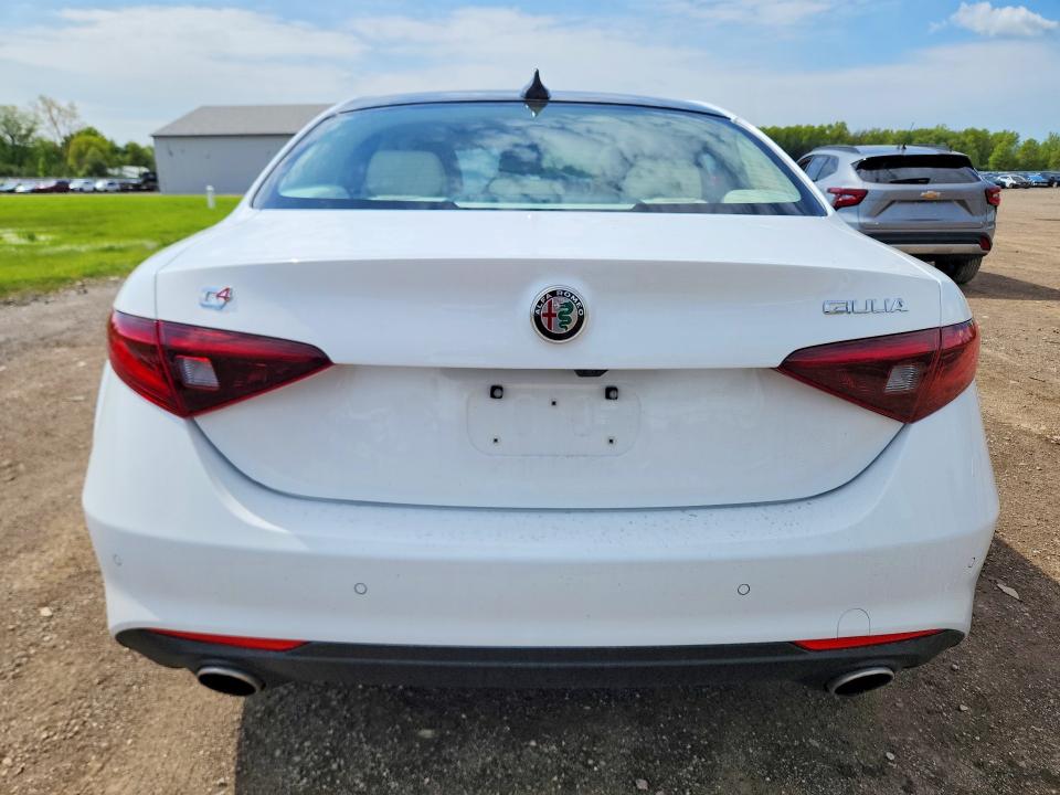 2021 Alfa Romeo Giulia მანქანა იყიდება აუქციონზე, vin: ZARFANBN8M7643793, აუქციონის ნომერი: 52545546