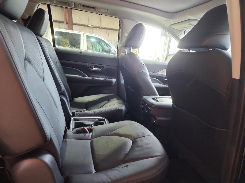 55517116 :رقم المزاد ، 5TDAAAB55RS052380 vin ، 2024 Toyota Grand Highlander مزاد بيع