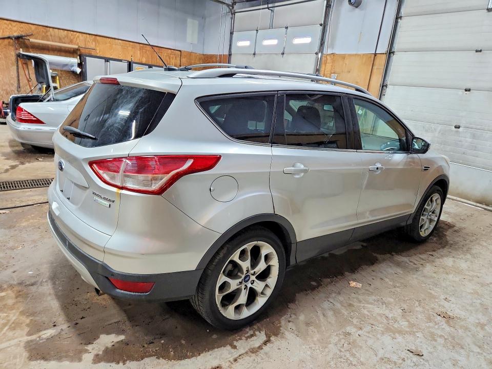Продажа на аукционе авто 2013 Ford Escape, vin: 1FMCU0J93DUB53299, номер лота: 51864906