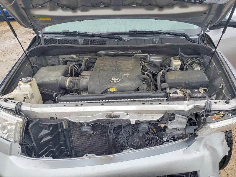 55452676 :رقم المزاد ، 5TDDW5G16BS054690 vin ، 2011 Toyota Sequoia مزاد بيع