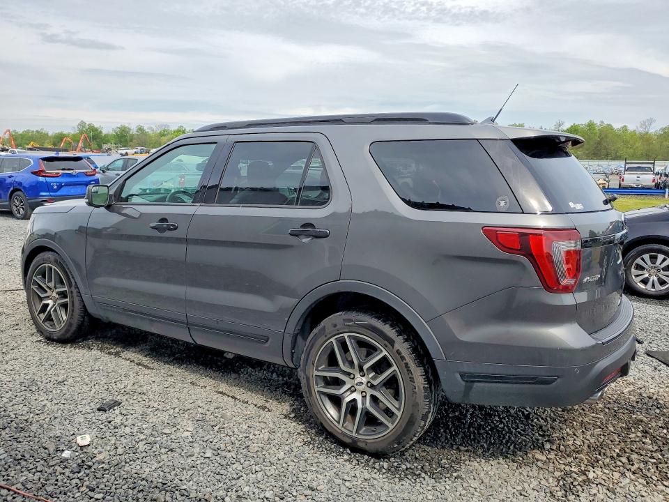 53325516 :رقم المزاد ، 1FM5K8GT1JGC50866 vin ، 2018 Ford Explorer مزاد بيع