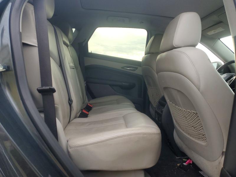 52327726 :رقم المزاد ، 3GYFNEE30FS570460 vin ، 2015 Cadillac Srx مزاد بيع