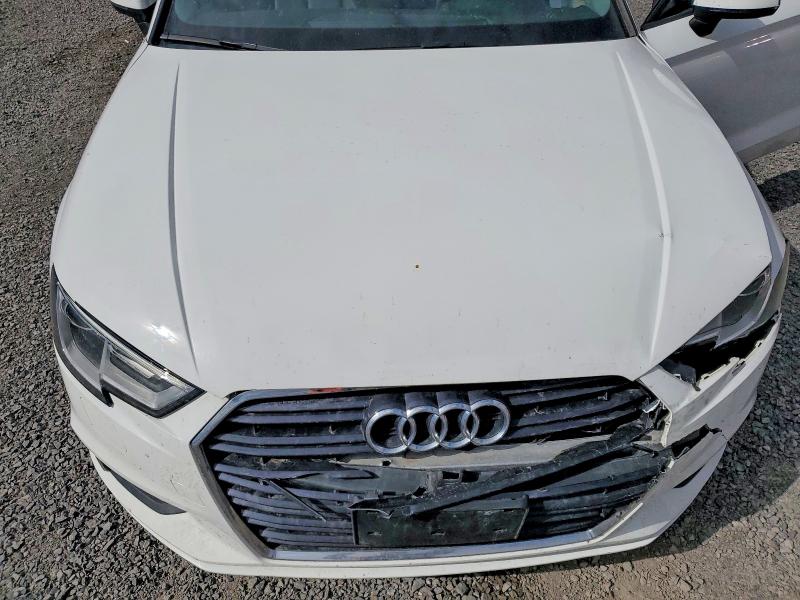 2017 Audi A3 მანქანა იყიდება აუქციონზე, vin: WAUAUGFF4H1057138, აუქციონის ნომერი: 52892476