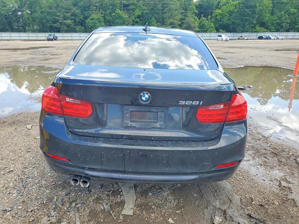 2013 Bmw 328 მანქანა იყიდება აუქციონზე, vin: WBA3A5C51DF356875, აუქციონის ნომერი: 49632856