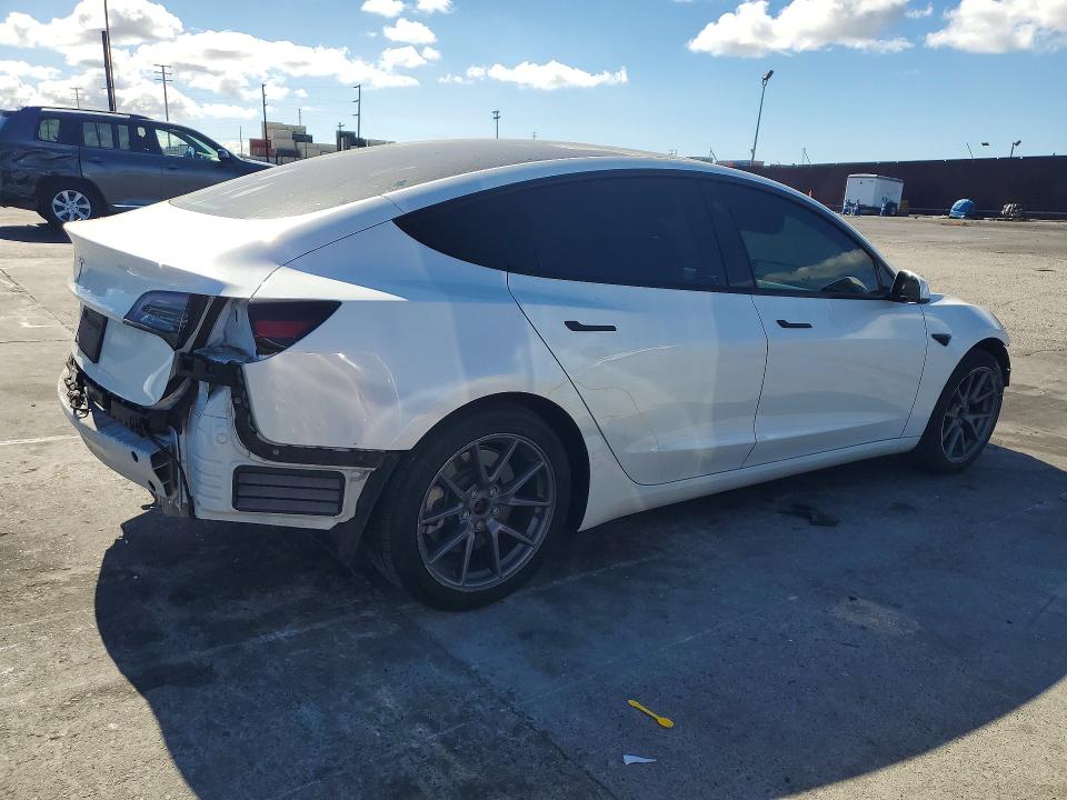 2023 Tesla Model 3 მანქანა იყიდება აუქციონზე, vin: 5YJ3E1EA3PF504298, აუქციონის ნომერი: 55358396