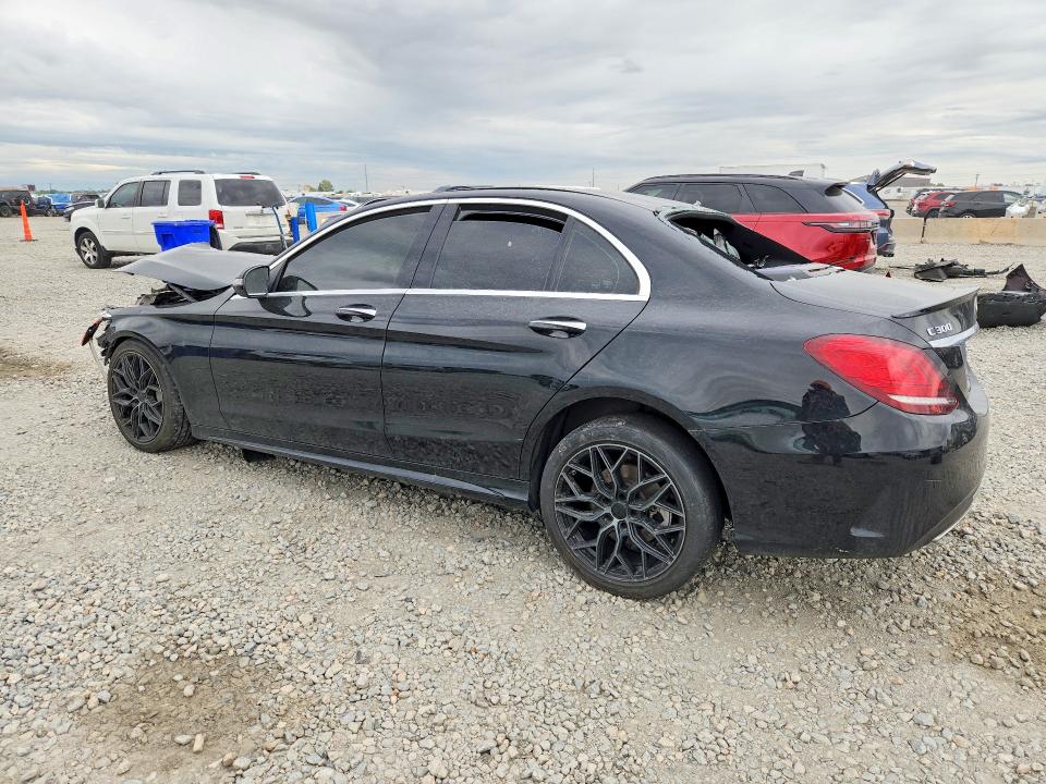 2020 Mercedes-benz C მანქანა იყიდება აუქციონზე, vin: 55SWF8EB8LU322827, აუქციონის ნომერი: 55004226