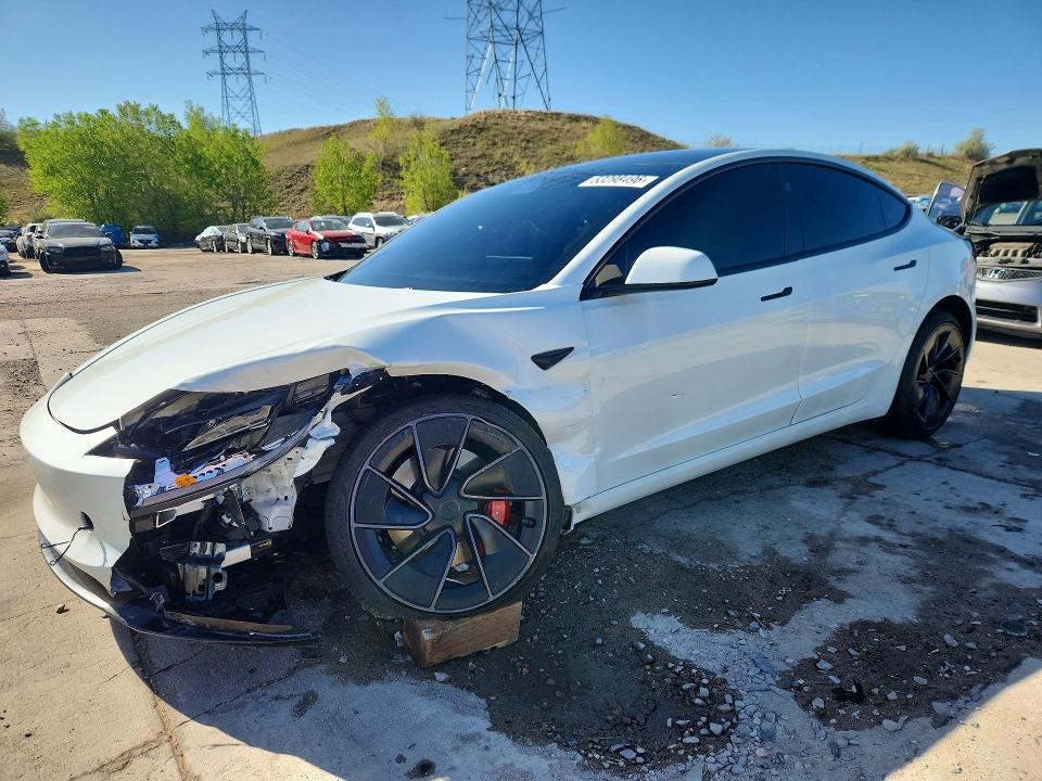 53298496 :رقم المزاد ، 5YJ3E1ET7SF965529 vin ، 2025 Tesla Model 3 مزاد بيع