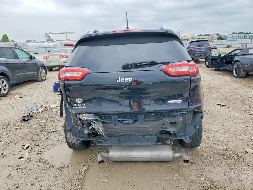 54068246 :رقم المزاد ، 1C4PJMCS8HW545288 vin ، 2017 Jeep Cherokee مزاد بيع